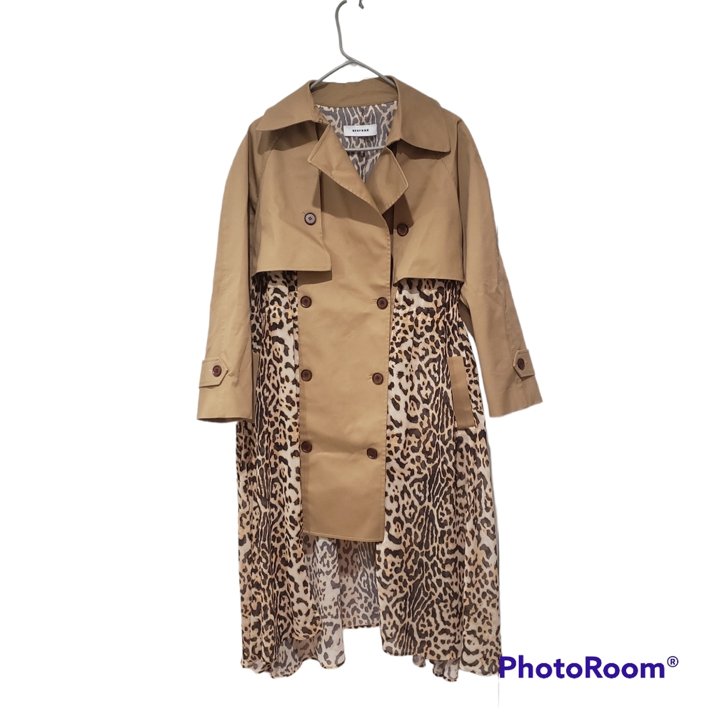 BESFXXK trench Coat Size M beige and leopard print trendy lightweight flowy